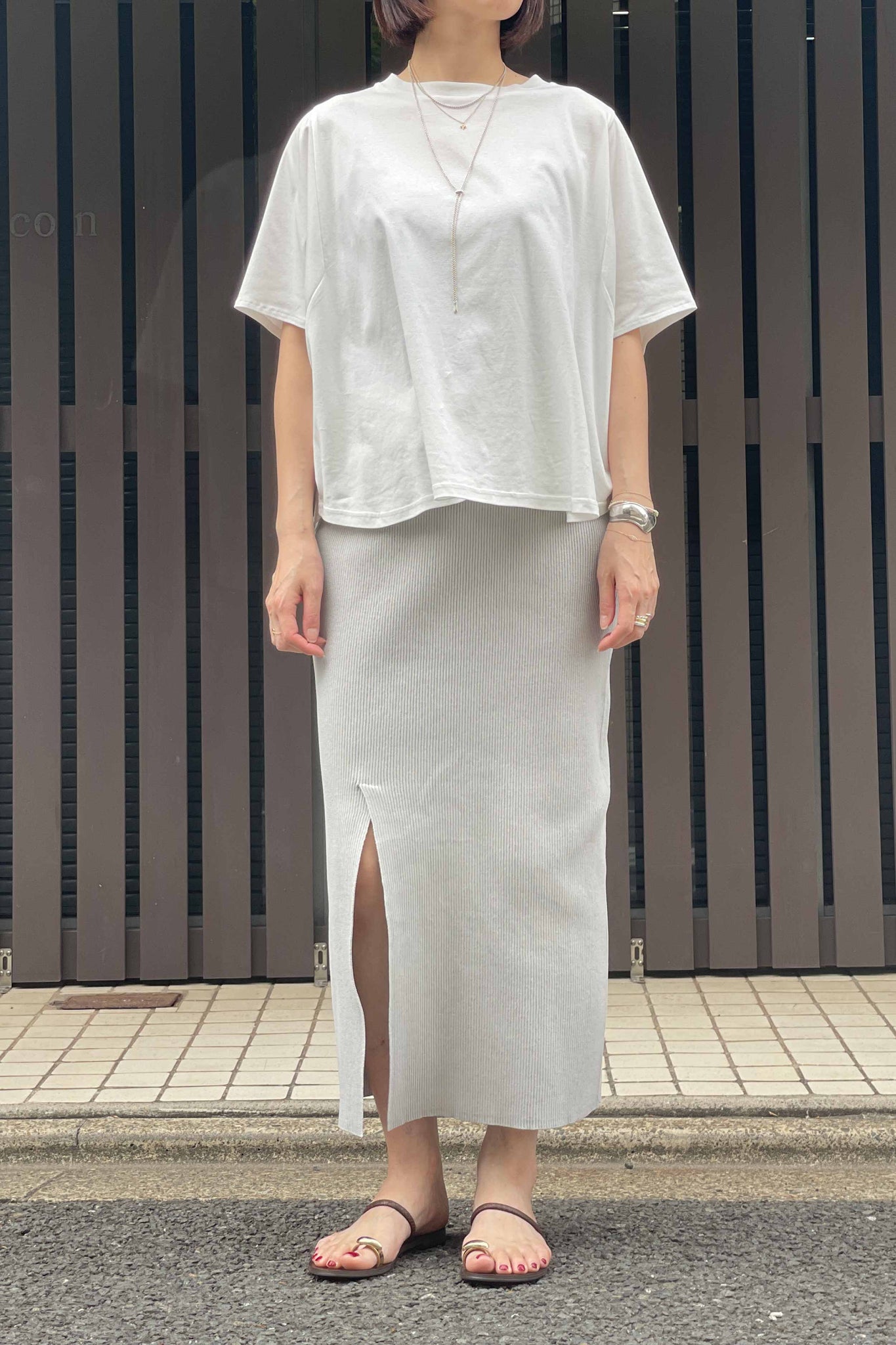 SLIT KNIT SKIRT（SKM-204）