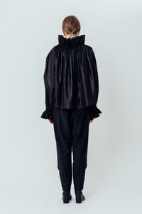 GATHERED NECKLINE BLOUSE（SKM-285）
